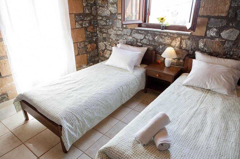 Io Villa Stoúpa Dış mekan fotoğraf